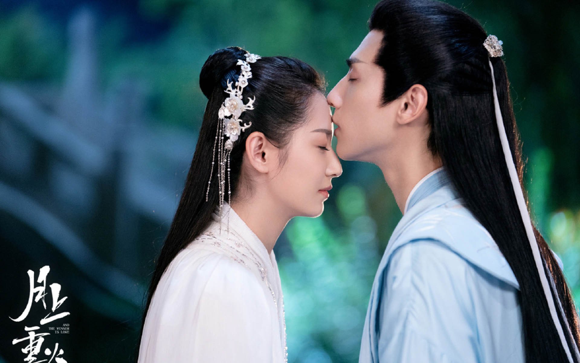 九游(jiuyou)官方网站-2018年季后赛：库里在与火箭的系列赛中投中史上最长距离的三分球，震撼全场！